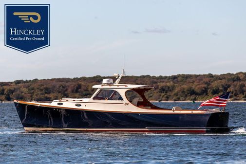 Hinckley Picnic Boat Classic image