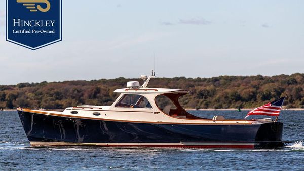 Hinckley Picnic Boat Classic