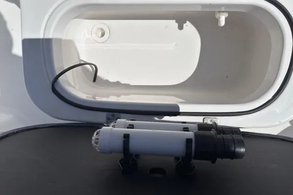 Nauticstar 211-HYBRID image