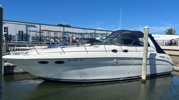 Sea Ray 380 Sundancer 