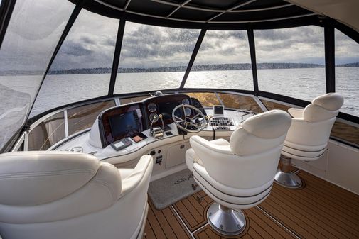 Sea Ray 44 Sedan Bridge image