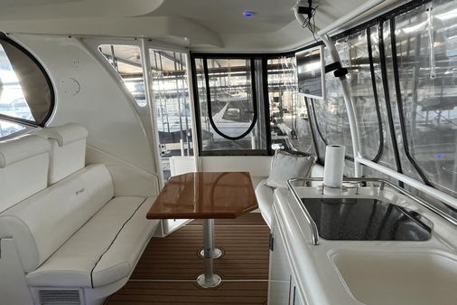 Cruisers Yachts 415 Express Motor Yacht image