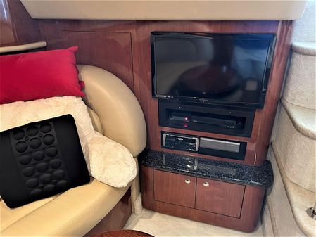 Sea Ray 390 Motor Yacht image