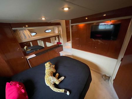 Sea Ray 390 Motor Yacht image