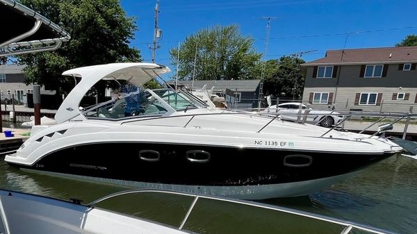 Chaparral 310 Signature