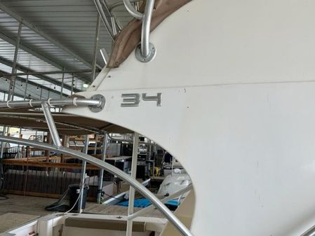 Luhrs 34 Convertible image