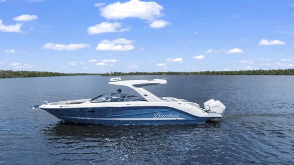 Sea Ray 310 SLX OB 