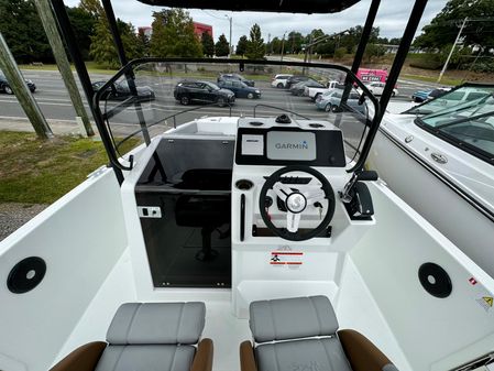 Beneteau FLYER-7-SPACEDECK image