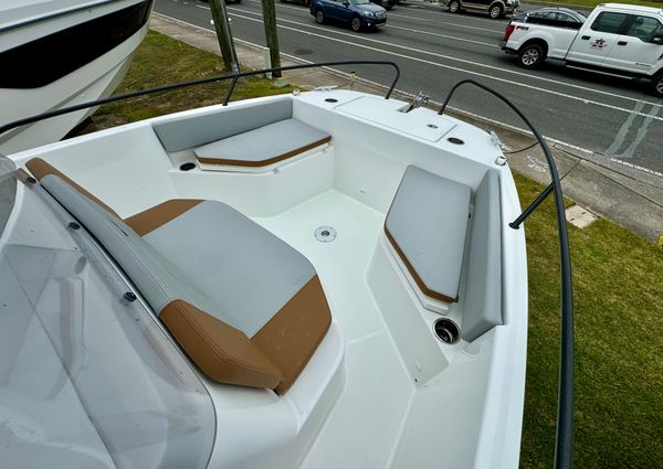 Beneteau FLYER-7-SPACEDECK image