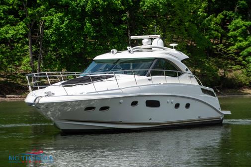 Sea Ray 470 Sundancer image