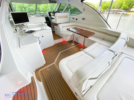 Sea Ray 470 Sundancer image