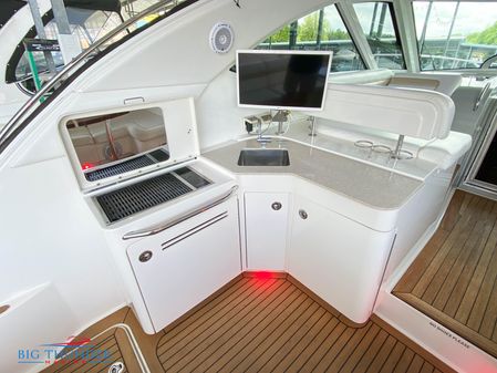 Sea Ray 470 Sundancer image