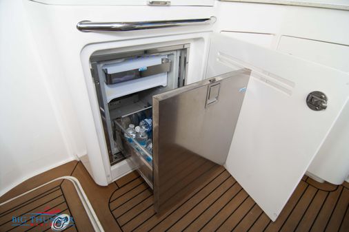 Sea Ray 470 Sundancer image