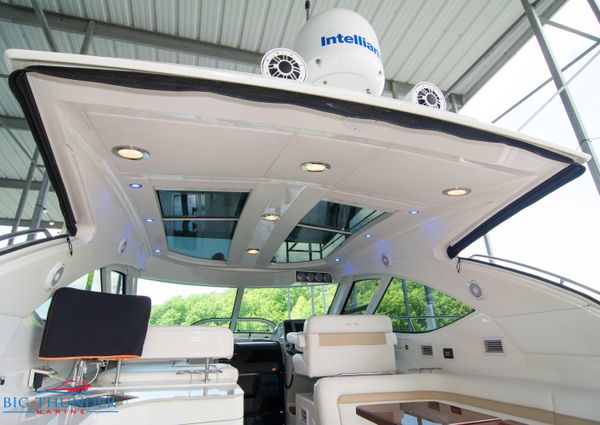 Sea Ray 470 Sundancer image