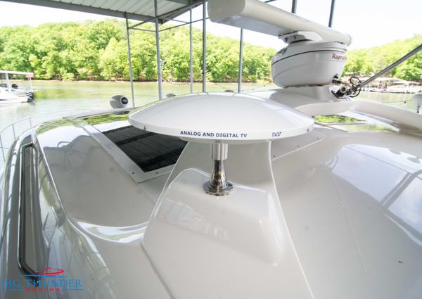 Sea Ray 470 Sundancer image