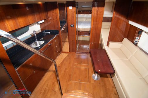 Sea Ray 470 Sundancer image