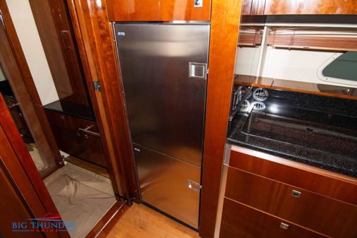 Sea Ray 470 Sundancer image