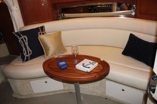 Sea Ray 320 Sundancer image