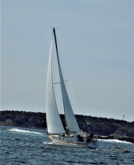 Bristol 35-5-K-CB-SLOOP-HULL-149 image