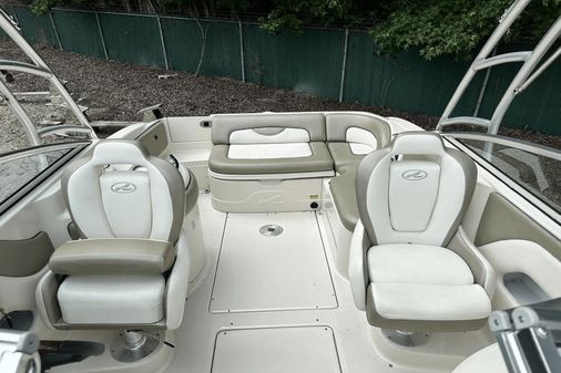 Sea Ray 270 Sundeck image