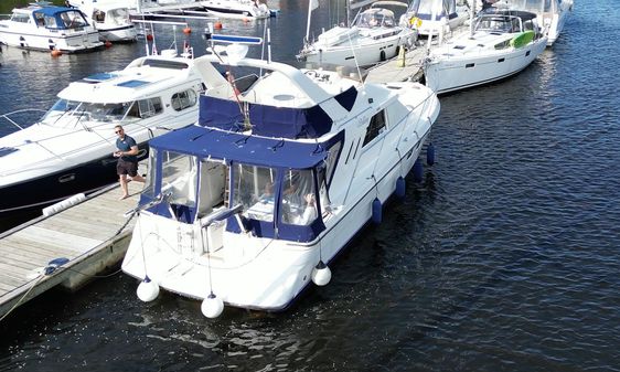 Fairline 43 image