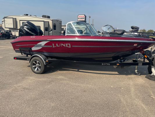 Lund 186Tyee - main image