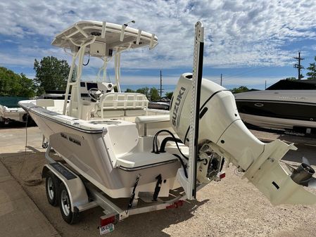 Sea-born LX22-CENTER-CONSOLE image