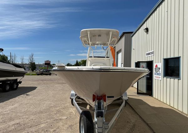 Sea-born LX22-CENTER-CONSOLE image