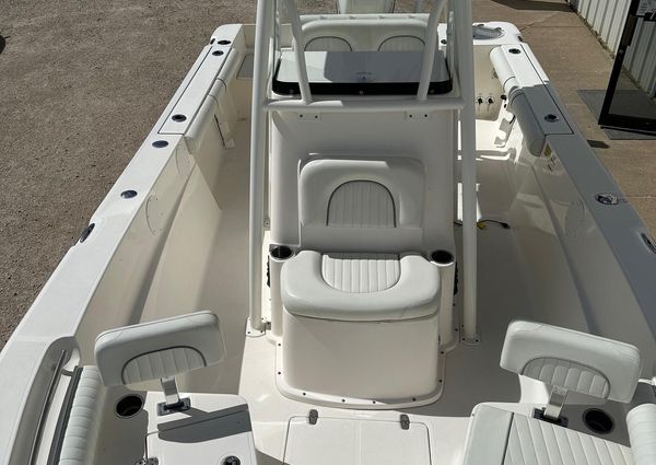 Sea-born LX22-CENTER-CONSOLE image