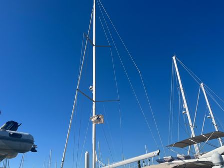 Beneteau Oceanis 55 image