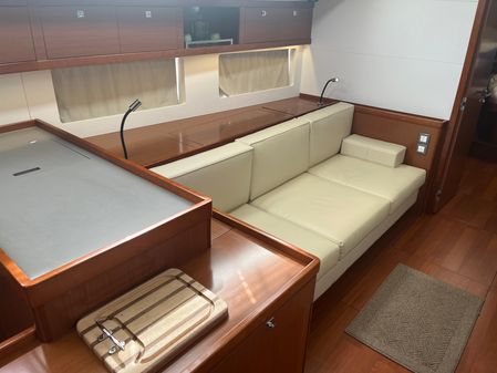 Beneteau Oceanis 55 image