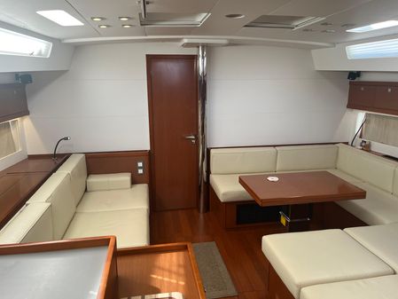 Beneteau Oceanis 55 image