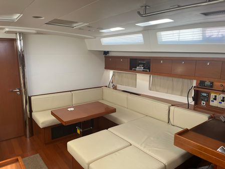 Beneteau Oceanis 55 image