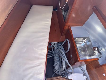 Beneteau Oceanis 55 image