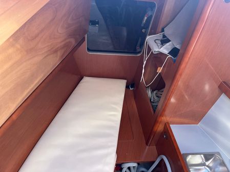 Beneteau Oceanis 55 image