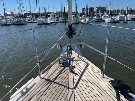 Beneteau Oceanis 55 image