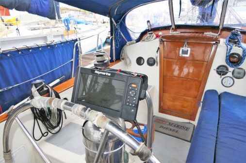 Newport 41 image
