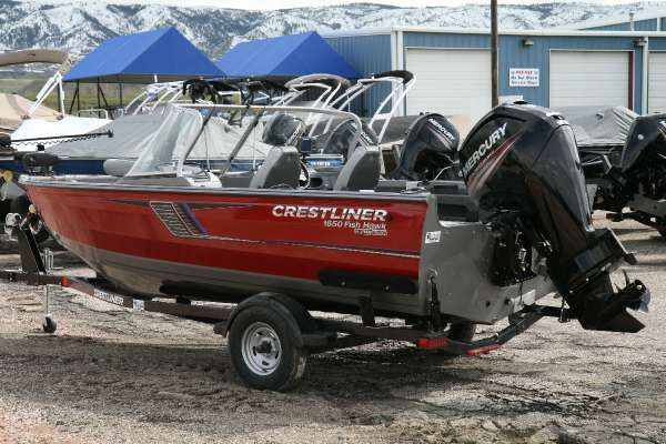 Crestliner 1650 Fish Hawk WT - main image