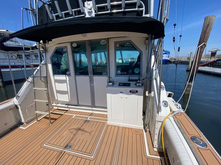 Bertram 35 Flybridge image