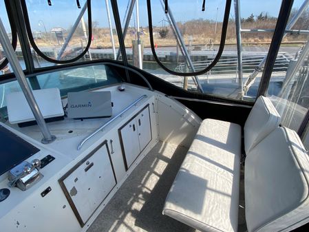 Bertram 35 Flybridge image