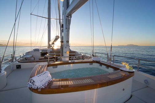 Perini Navi 46m image