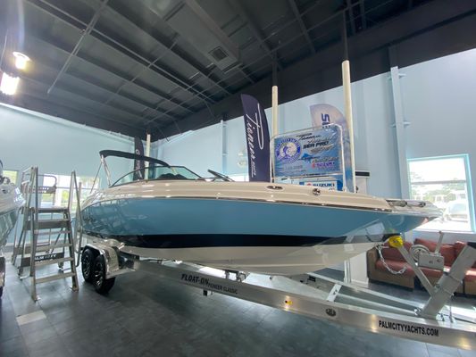 NauticStar 243DC Sport Deck - main image