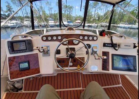 Silverton 442-COCKPIT-MOTOR-YACHT image