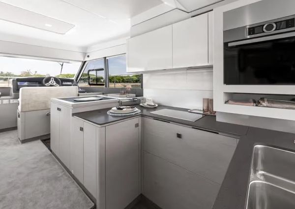 Fountaine-pajot MY-5 image