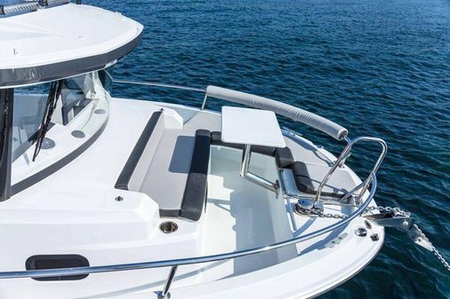 Jeanneau NC 795 Sport Series 2 image