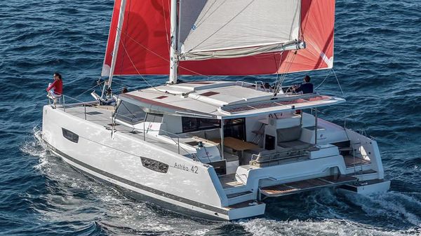 Fountaine Pajot Catamaran Astrea 42