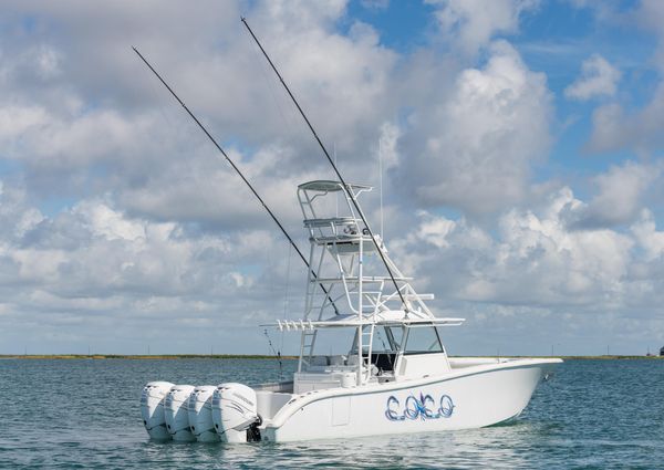 Yellowfin 42 Center Console image