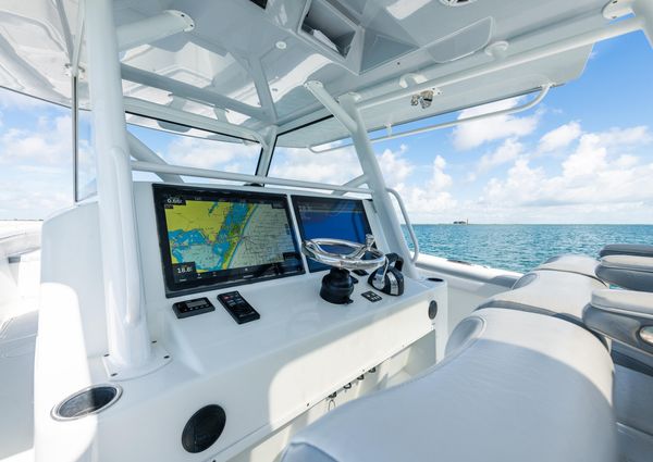 Yellowfin 42 Center Console image