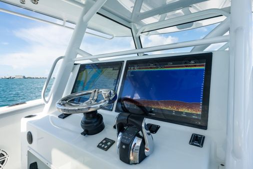 Yellowfin 42 Center Console image