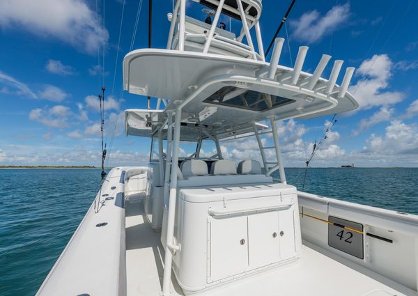 Yellowfin 42 Center Console image